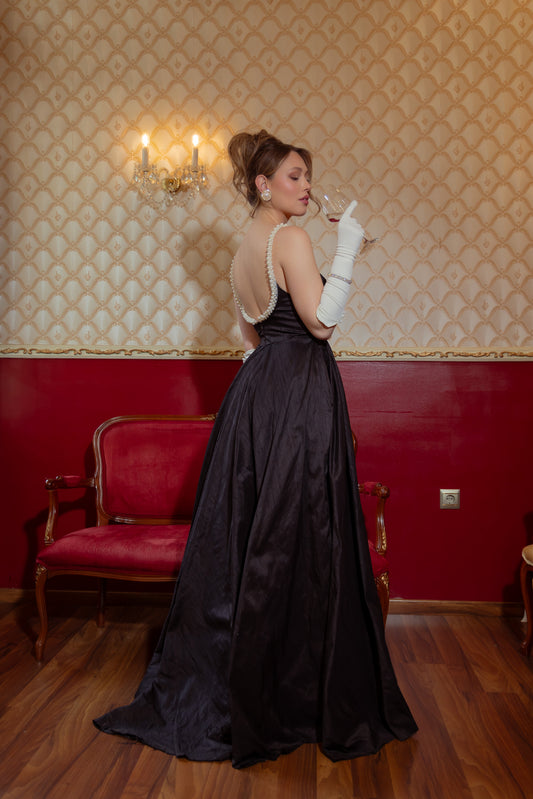 Midnight Pearl gown by Calliope Anemouli